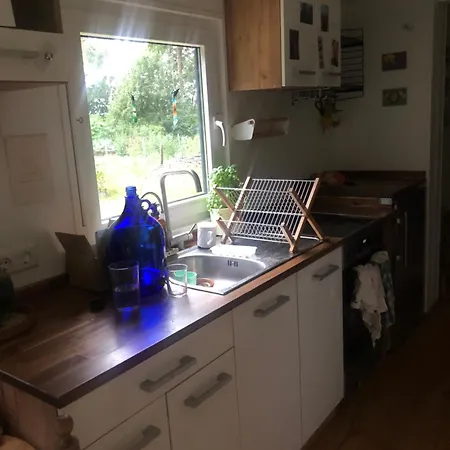 Tinyhouse Im Gruenen